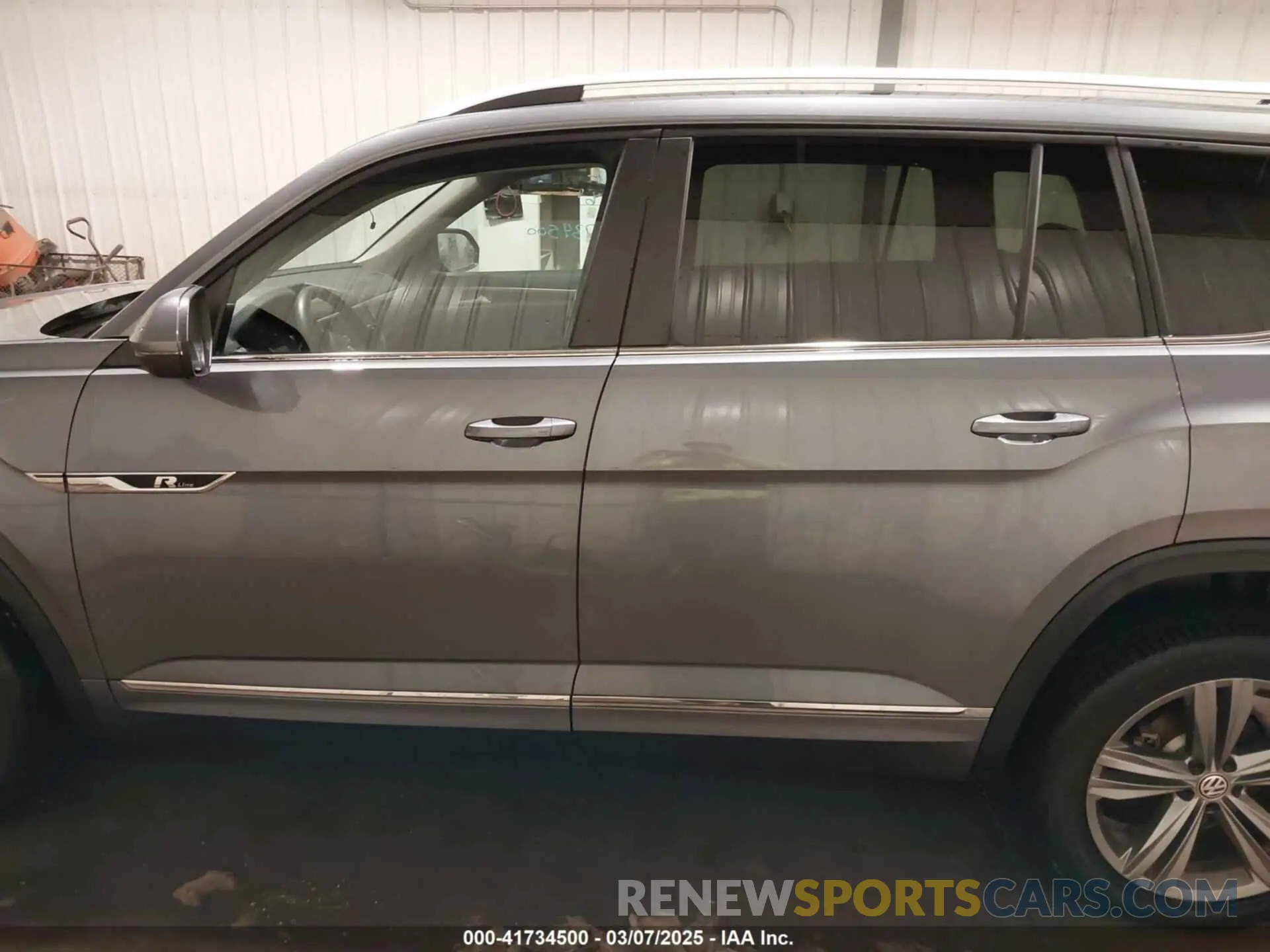 15 fotografías del automóvil dañado 1V2XR2CA0KC589099 VOLKSWAGEN ATLAS 2019