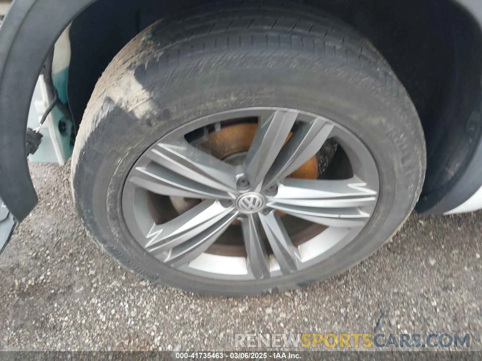 12 fotografías del automóvil dañado 1V2XR2CA2KC613418 VOLKSWAGEN ATLAS 2019