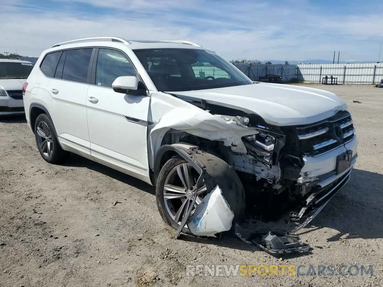 4 fotografías del automóvil dañado 1V2XR2CA6KC608609 VOLKSWAGEN ATLAS 2019