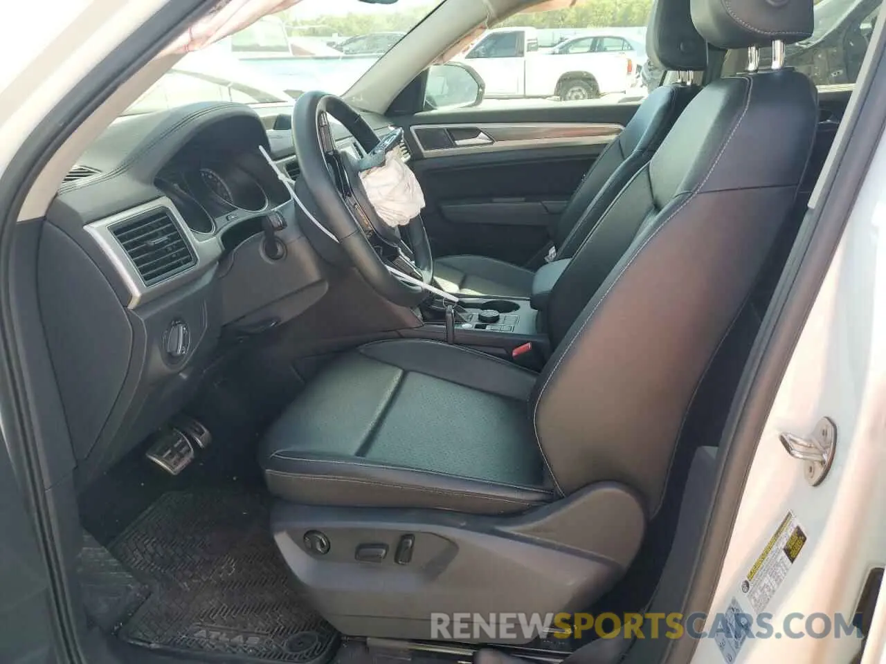 7 fotografías del automóvil dañado 1V2XR2CA6KC608609 VOLKSWAGEN ATLAS 2019
