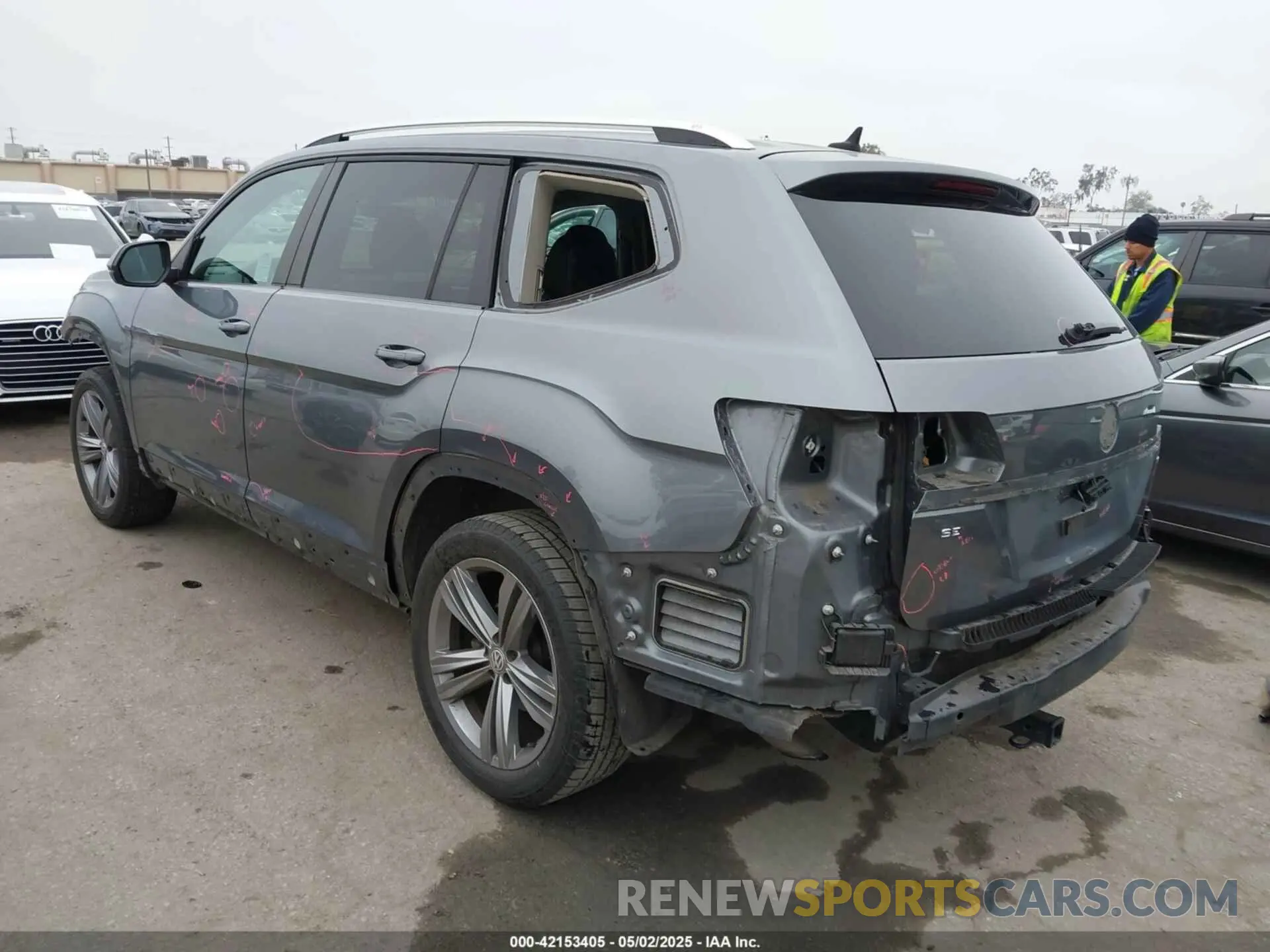 3 fotografías del automóvil dañado 1V2YR2CA9KC511490 VOLKSWAGEN ATLAS 2019