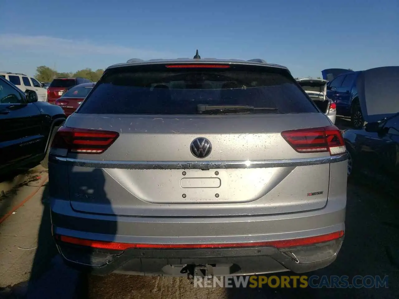 6 fotografías del automóvil dañado 1V21E2CA1LC210839 VOLKSWAGEN ATLAS 2020