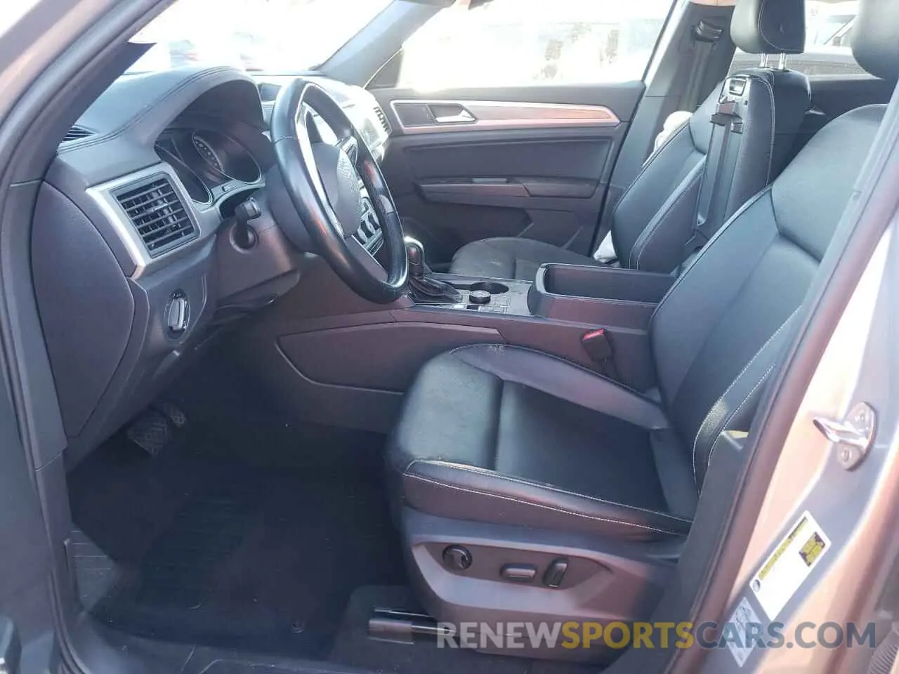 7 fotografías del automóvil dañado 1V21E2CA1LC210839 VOLKSWAGEN ATLAS 2020