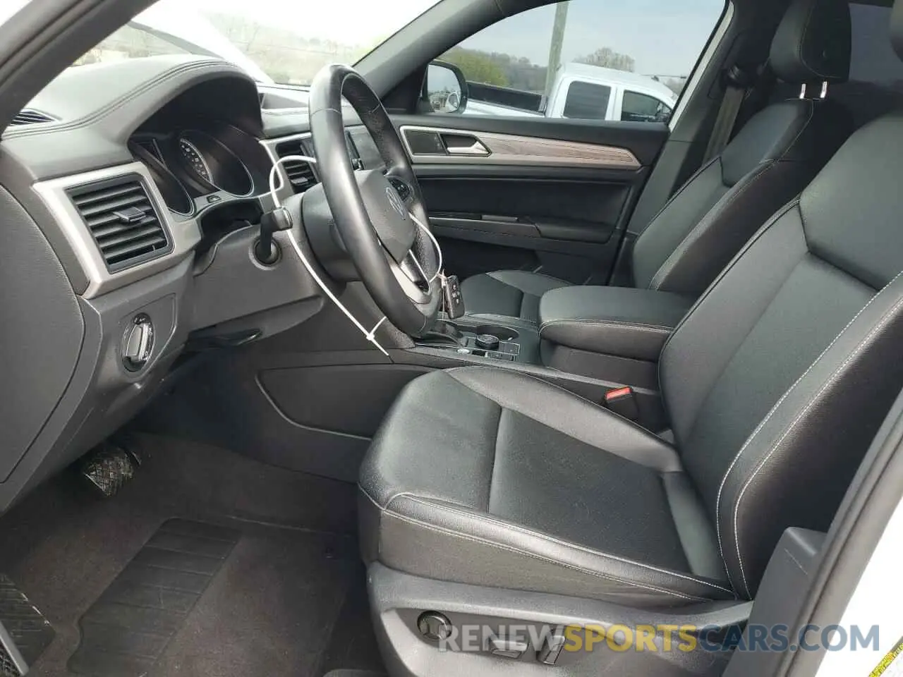 7 fotografías del automóvil dañado 1V21E2CAXLC221676 VOLKSWAGEN ATLAS 2020
