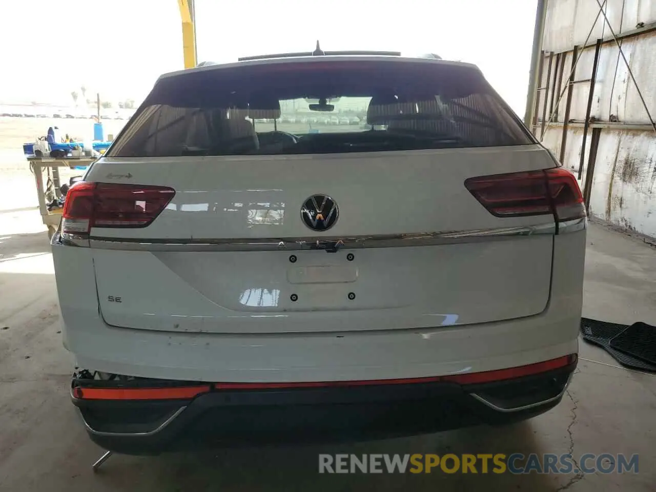 6 fotografías del automóvil dañado 1V25C2CA7LC200856 VOLKSWAGEN ATLAS 2020