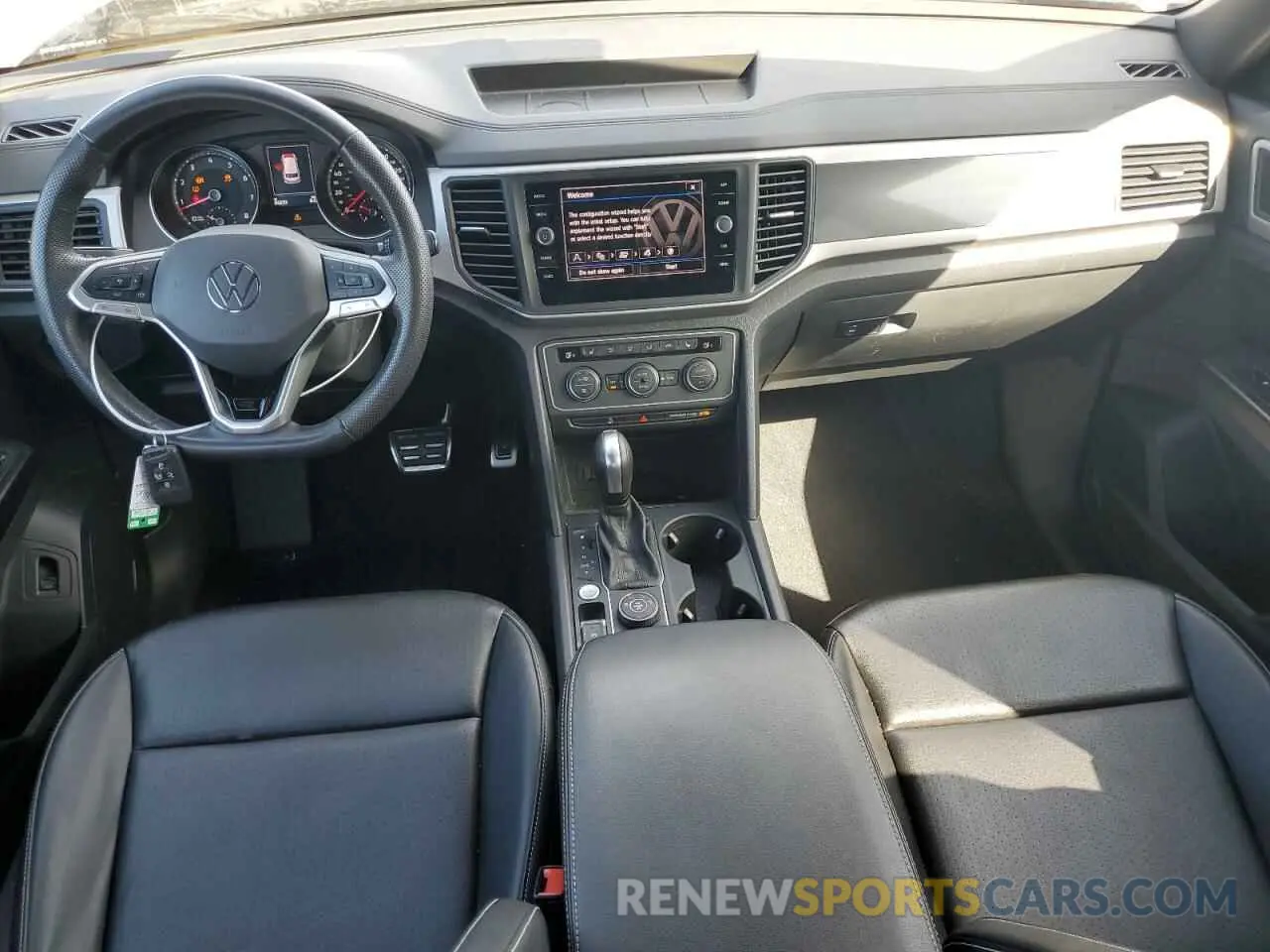 8 fotografías del automóvil dañado 1V26E2CA2LC231902 VOLKSWAGEN ATLAS 2020