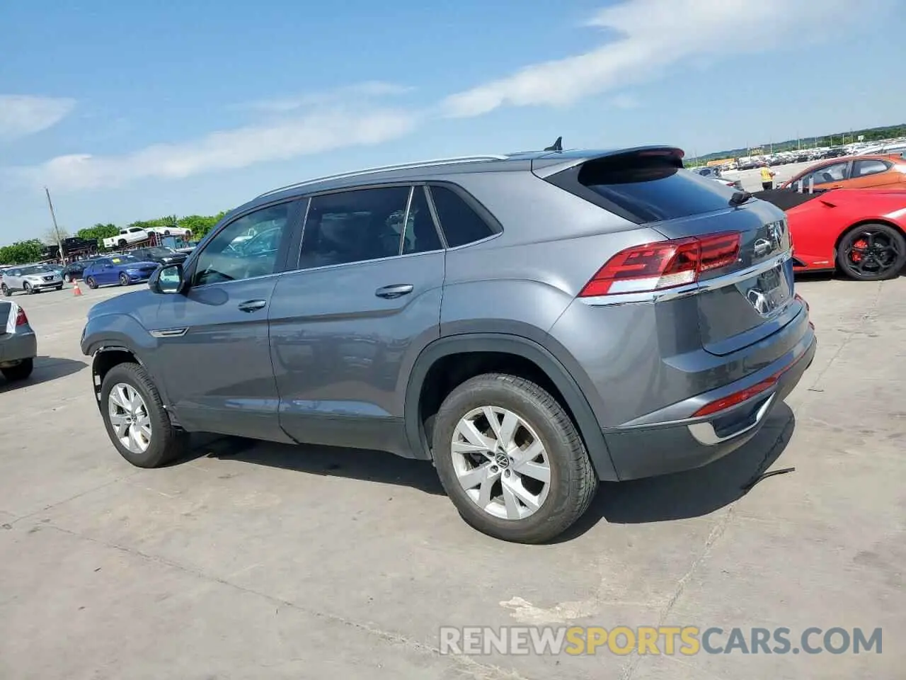 2 fotografías del automóvil dañado 1V2AC2CAXLC220453 VOLKSWAGEN ATLAS 2020
