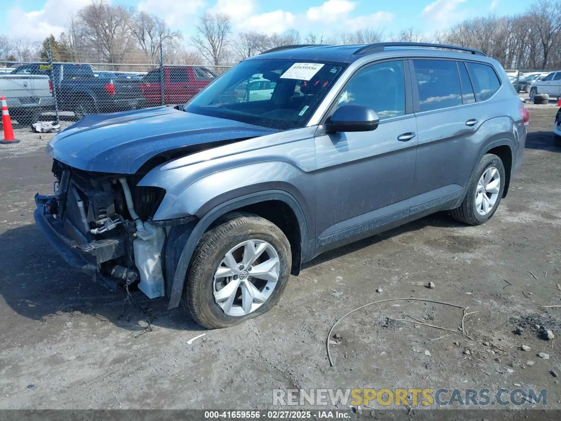 2 fotografías del automóvil dañado 1V2AP2CA0LC501536 VOLKSWAGEN ATLAS 2020
