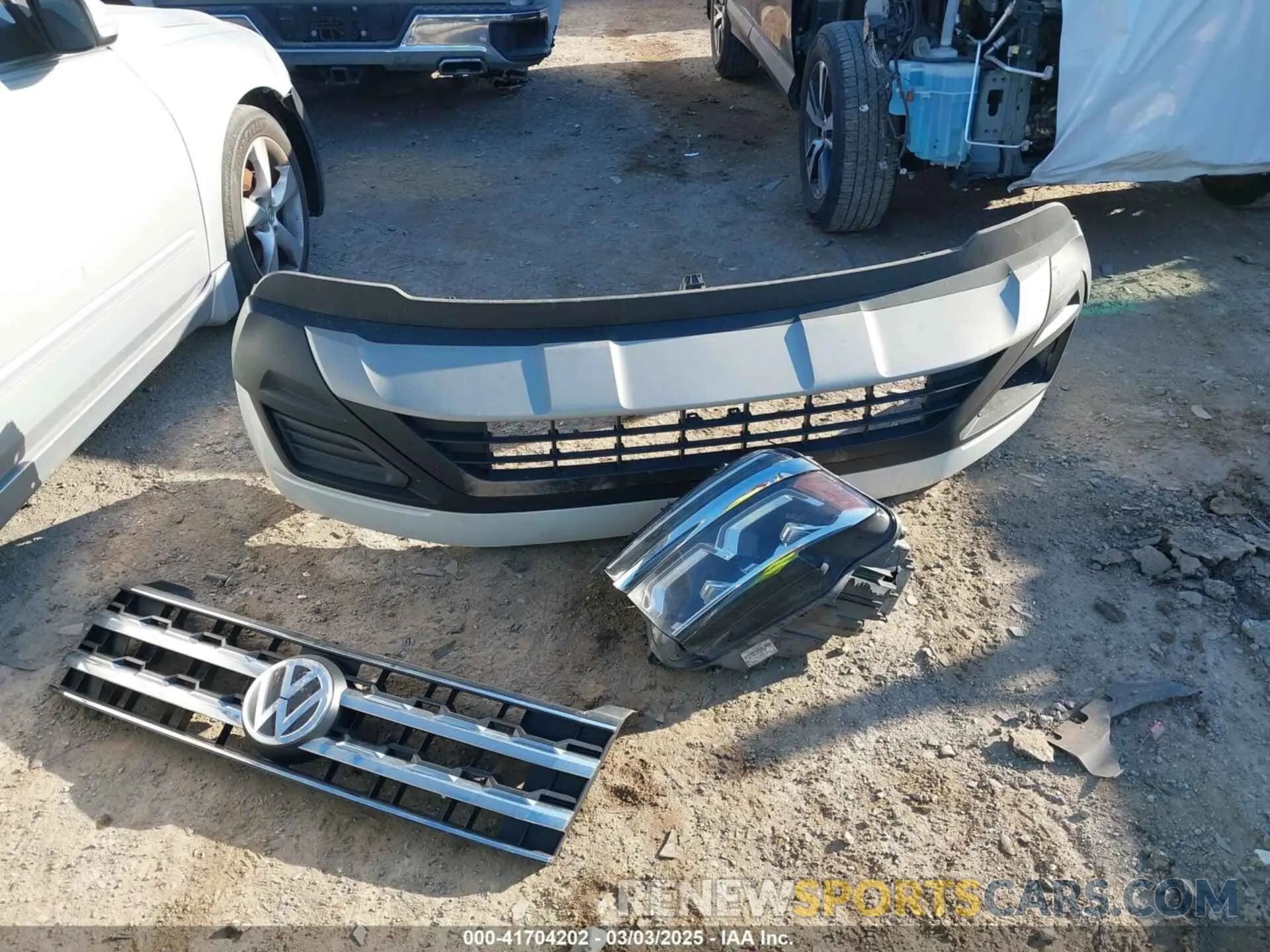 12 fotografías del automóvil dañado 1V2AP2CA4LC501538 VOLKSWAGEN ATLAS 2020