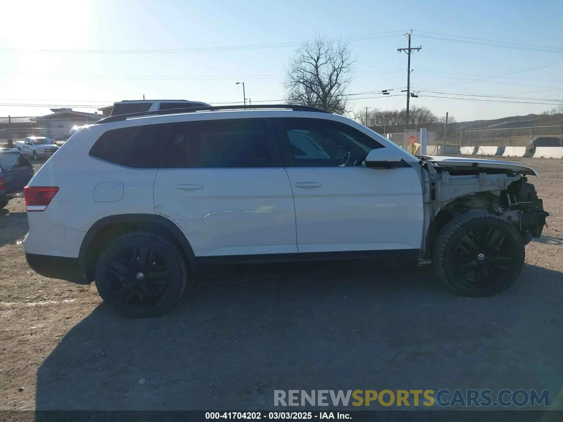 14 fotografías del automóvil dañado 1V2AP2CA4LC501538 VOLKSWAGEN ATLAS 2020