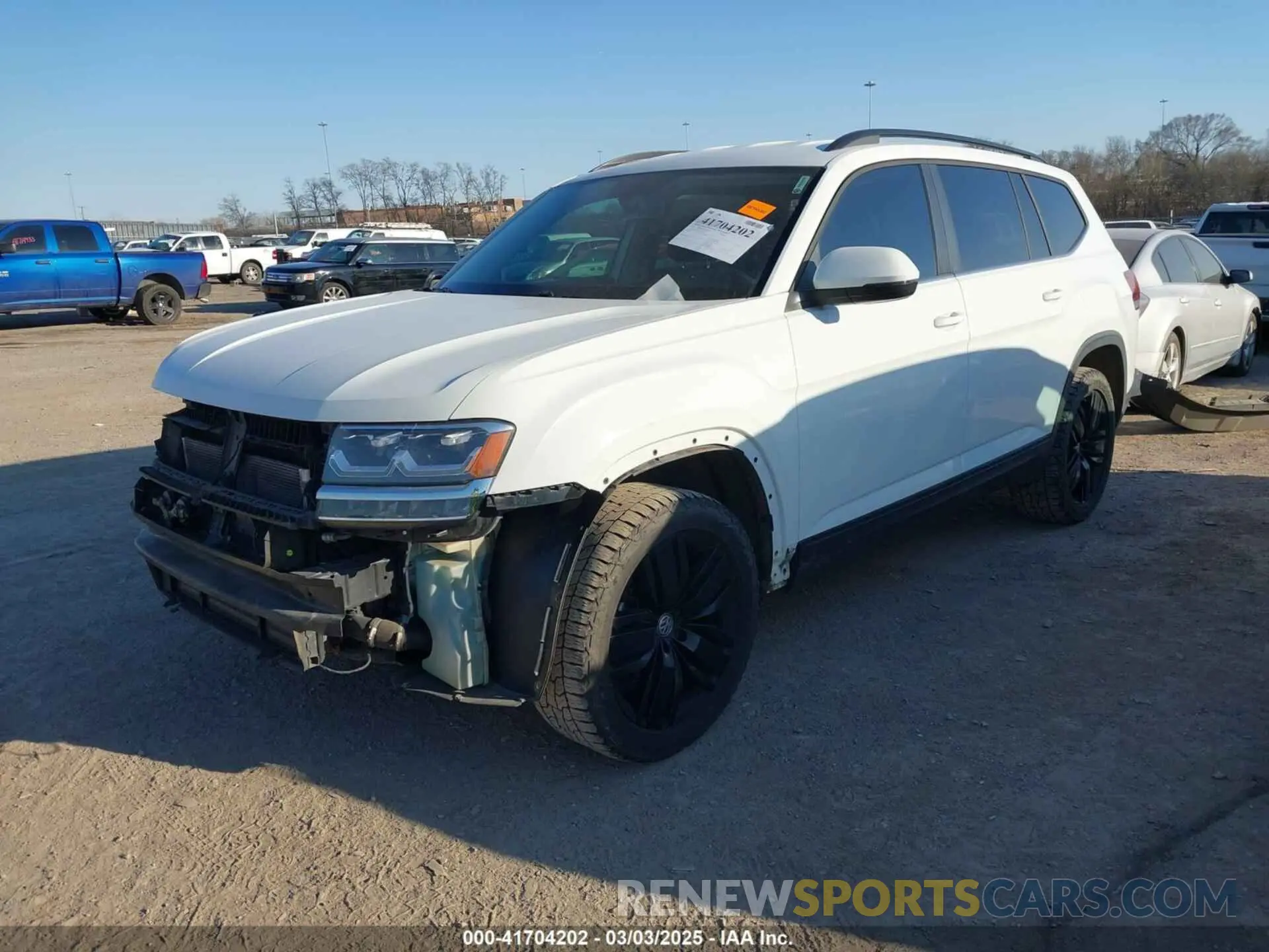 2 fotografías del automóvil dañado 1V2AP2CA4LC501538 VOLKSWAGEN ATLAS 2020