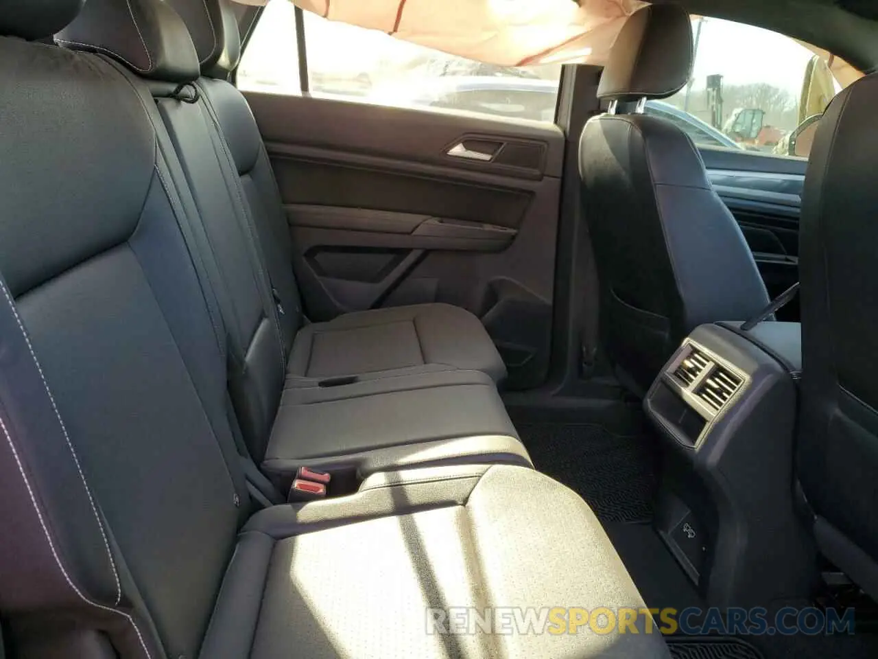 11 fotografías del automóvil dañado 1V2EC2CA5LC211709 VOLKSWAGEN ATLAS 2020