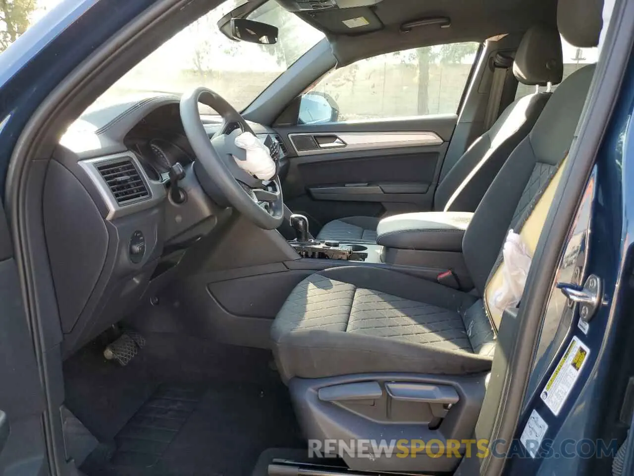 7 fotografías del automóvil dañado 1V2GC2CAXLC202156 VOLKSWAGEN ATLAS 2020