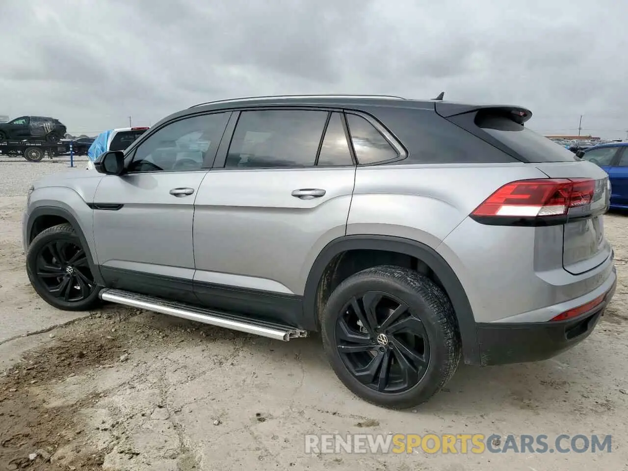 2 fotografías del automóvil dañado 1V2ME2CA7LC215380 VOLKSWAGEN ATLAS 2020