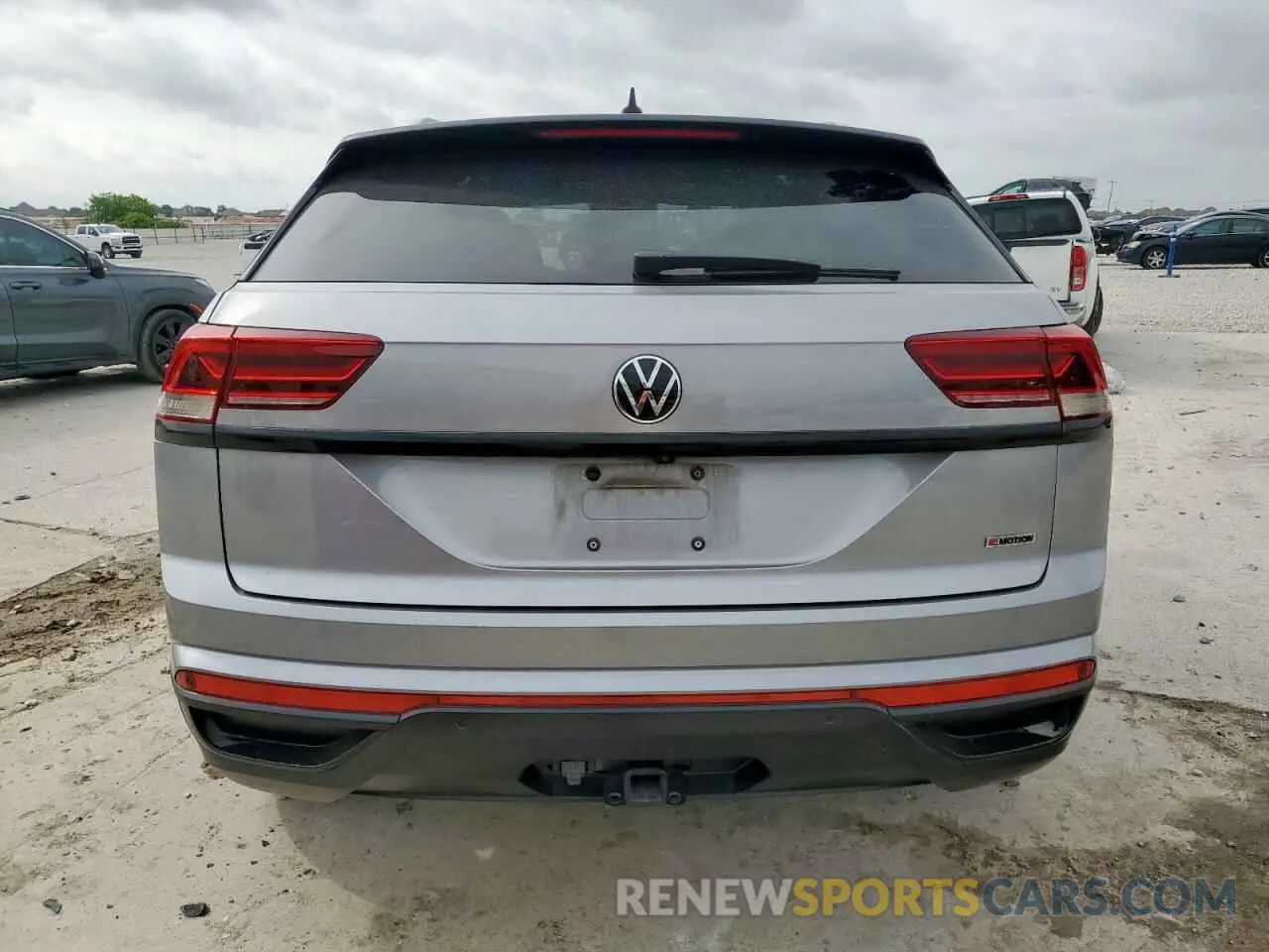 6 fotografías del automóvil dañado 1V2ME2CA7LC215380 VOLKSWAGEN ATLAS 2020