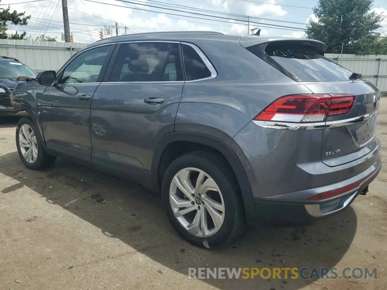 2 fotografías del automóvil dañado 1V2ME2CA7LC216108 VOLKSWAGEN ATLAS 2020