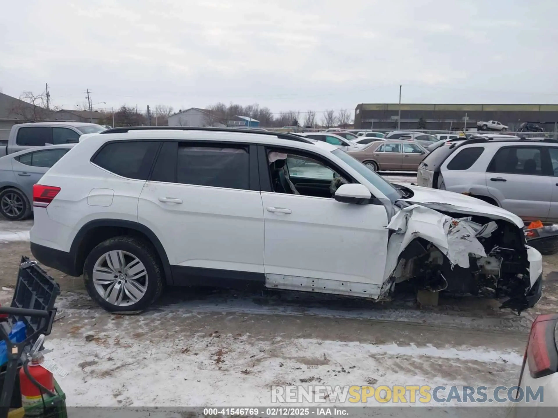 13 fotografías del automóvil dañado 1V2UR2CA1LC503822 VOLKSWAGEN ATLAS 2020