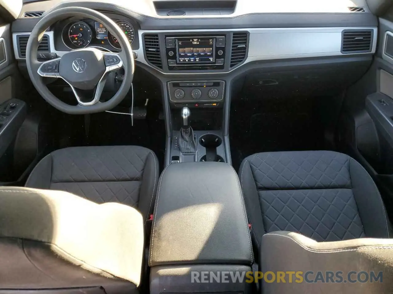 8 fotografías del automóvil dañado 1V2AC2CAXMC238842 VOLKSWAGEN ATLAS 2021