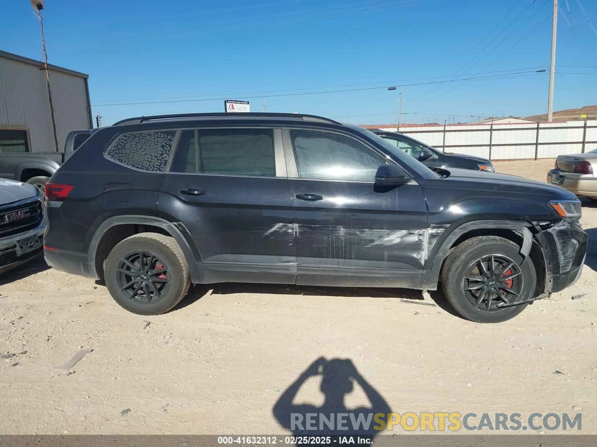 13 fotografías del automóvil dañado 1V2AP2CA1MC509016 VOLKSWAGEN ATLAS 2021
