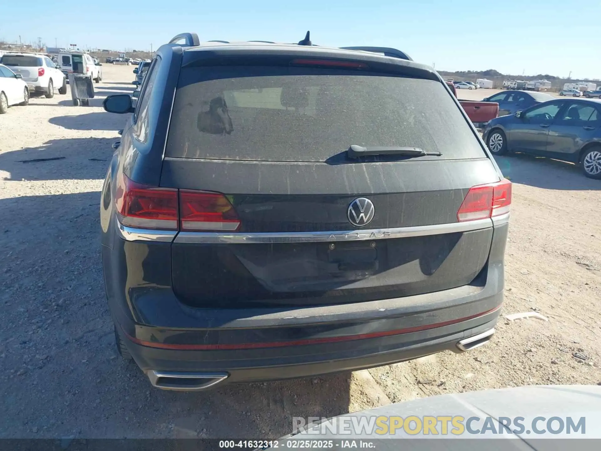 16 fotografías del automóvil dañado 1V2AP2CA1MC509016 VOLKSWAGEN ATLAS 2021