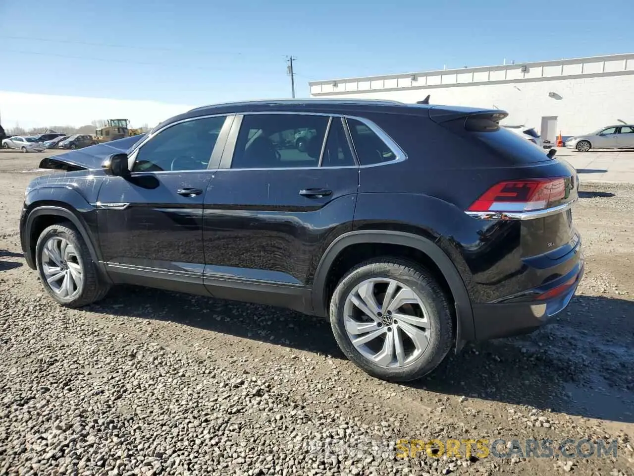 2 fotografías del automóvil dañado 1V2BC2CA5MC235030 VOLKSWAGEN ATLAS 2021