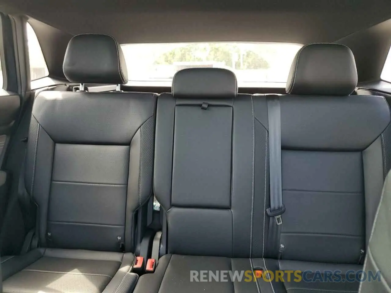 10 fotografías del automóvil dañado 1V2BC2CA7MC236339 VOLKSWAGEN ATLAS 2021