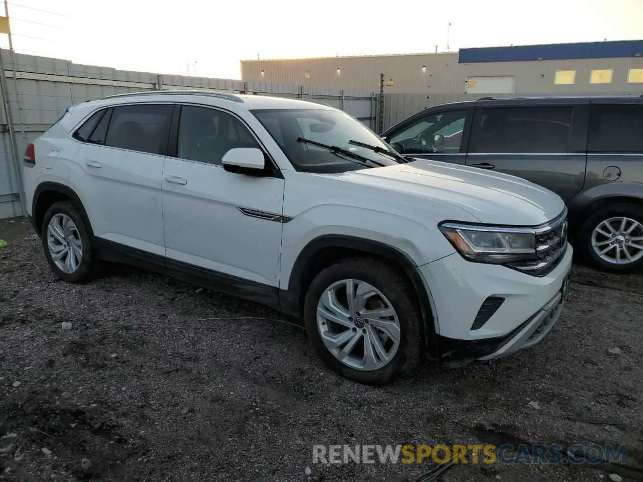 4 fotografías del automóvil dañado 1V2BE2CA5MC219484 VOLKSWAGEN ATLAS 2021