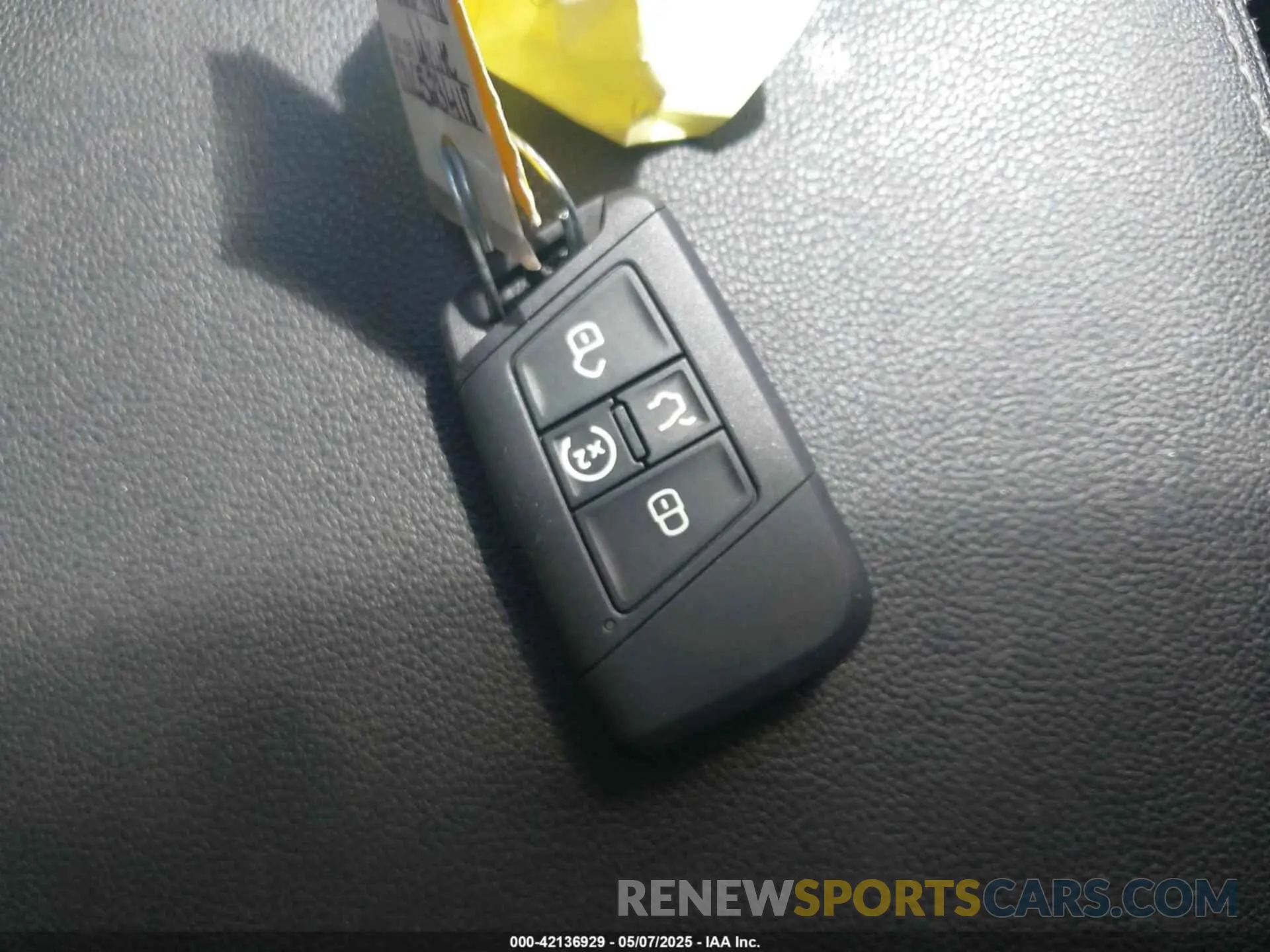 11 fotografías del automóvil dañado 1V2BR2CA5MC523418 VOLKSWAGEN ATLAS 2021