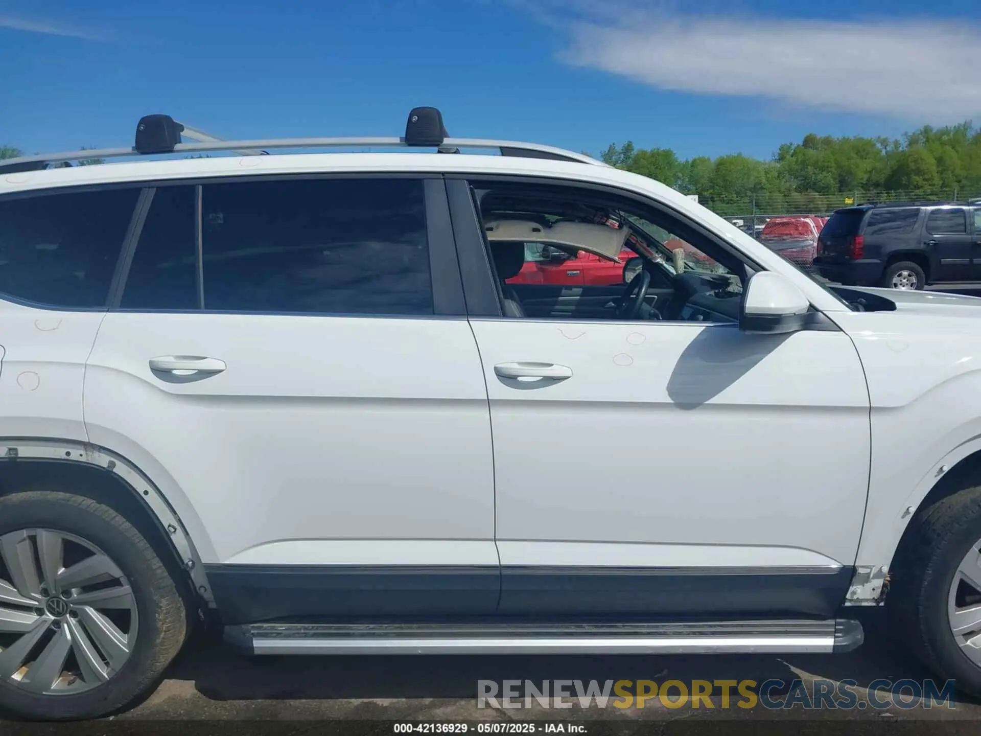 14 fotografías del automóvil dañado 1V2BR2CA5MC523418 VOLKSWAGEN ATLAS 2021