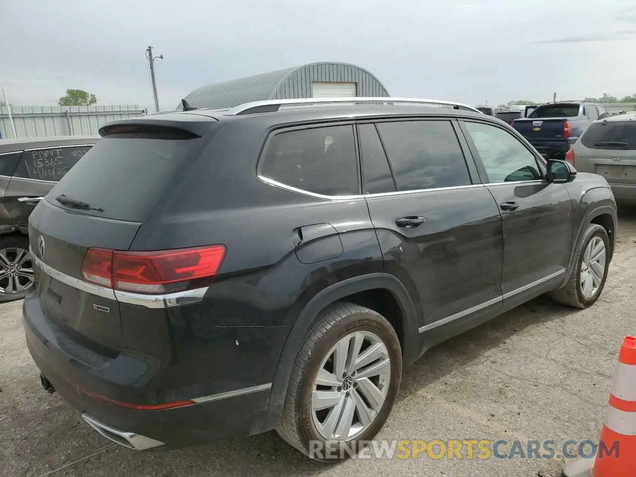3 fotografías del automóvil dañado 1V2BR2CA8MC560592 VOLKSWAGEN ATLAS 2021
