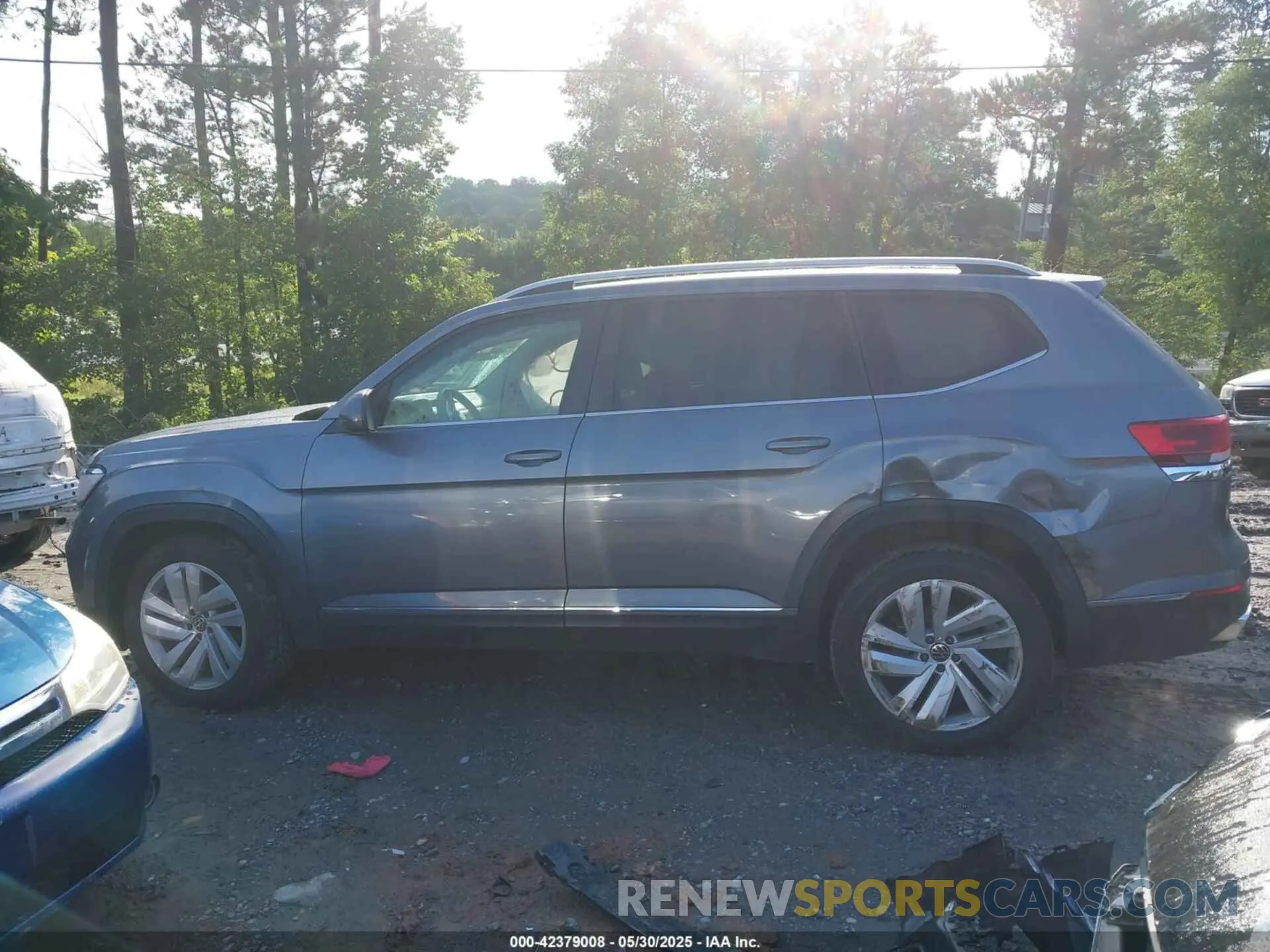 14 fotografías del automóvil dañado 1V2BR2CA8MC577991 VOLKSWAGEN ATLAS 2021