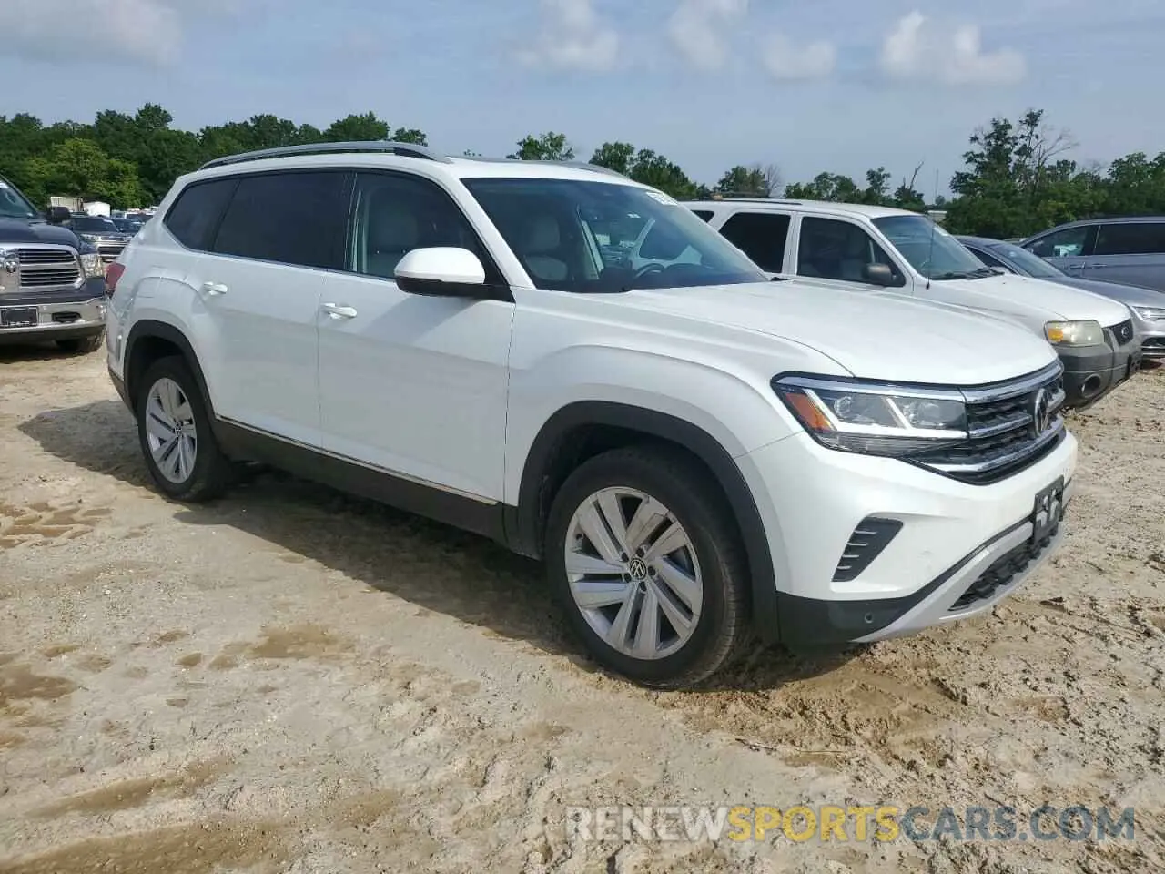 4 fotografías del automóvil dañado 1V2BR2CAXMC562859 VOLKSWAGEN ATLAS 2021