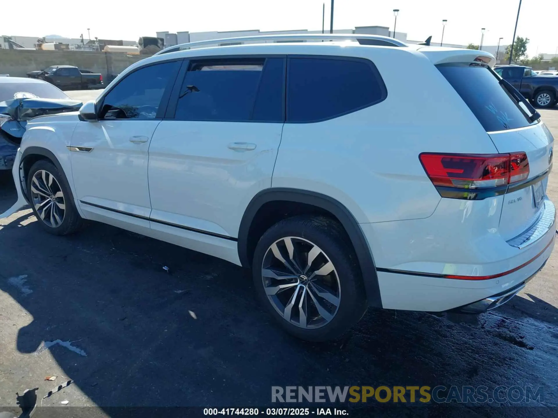 3 fotografías del automóvil dañado 1V2CR2CA8MC551444 VOLKSWAGEN ATLAS 2021