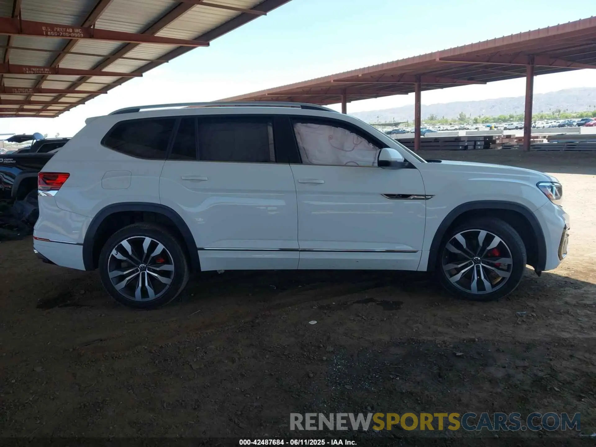 13 fotografías del automóvil dañado 1V2CR2CAXMC540915 VOLKSWAGEN ATLAS 2021