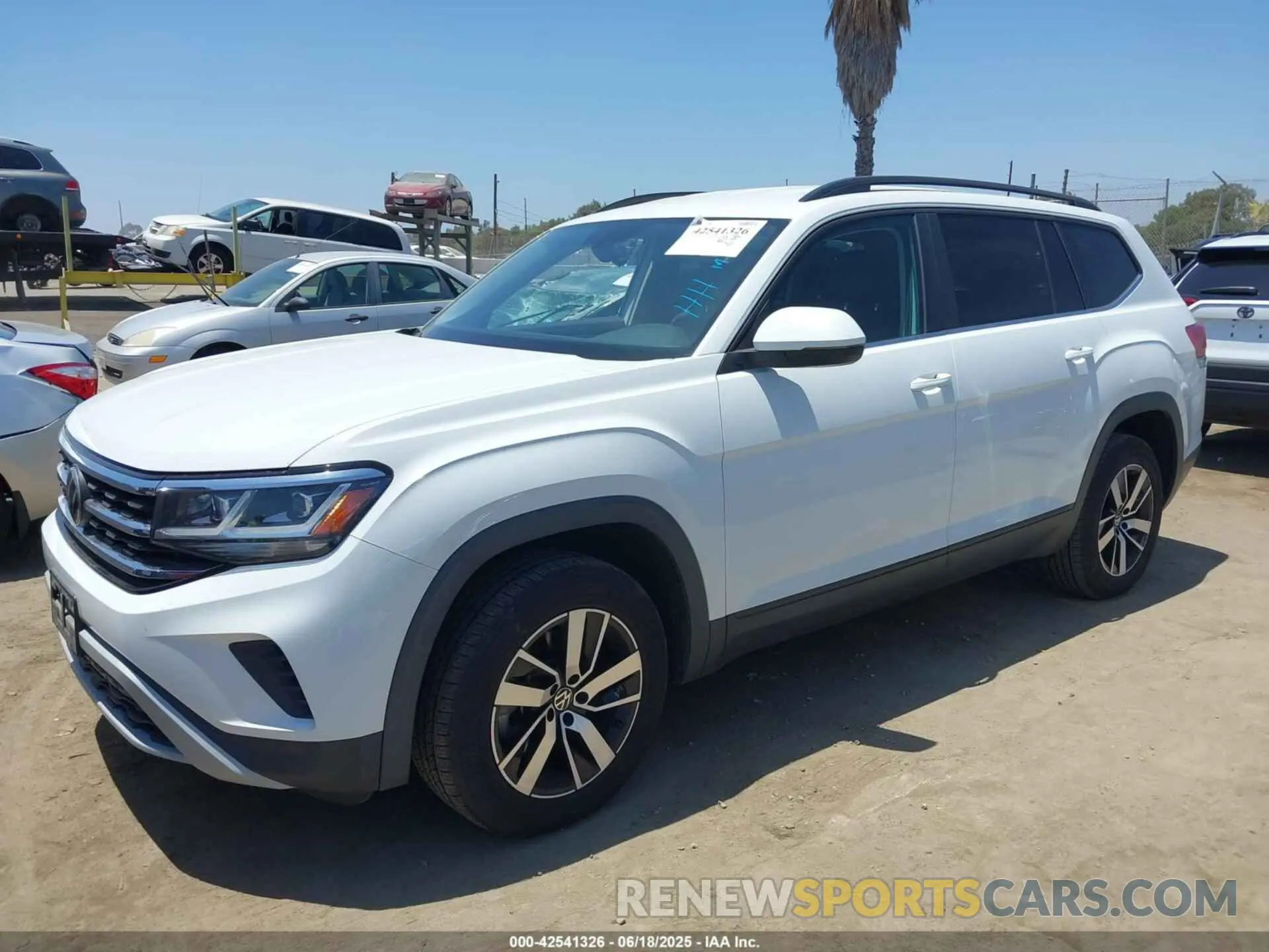 14 fotografías del automóvil dañado 1V2DP2CA9MC601018 VOLKSWAGEN ATLAS 2021