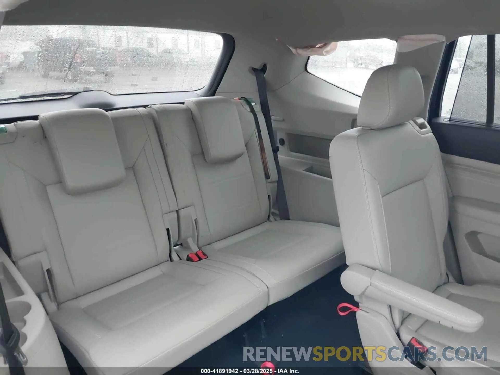 8 fotografías del automóvil dañado 1V2ER2CA3MC559069 VOLKSWAGEN ATLAS 2021