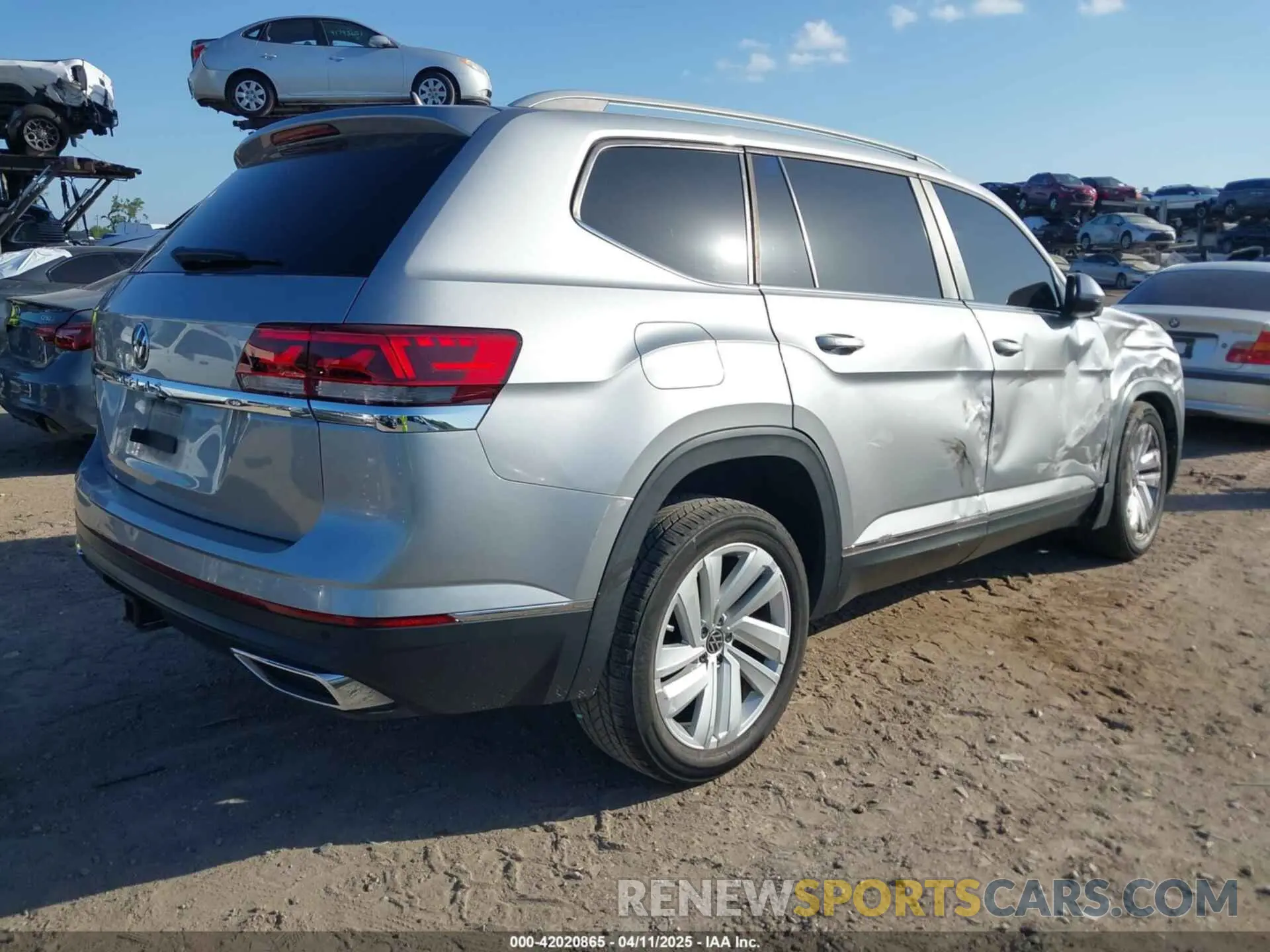 4 fotografías del automóvil dañado 1V2ER2CA4MC503786 VOLKSWAGEN ATLAS 2021