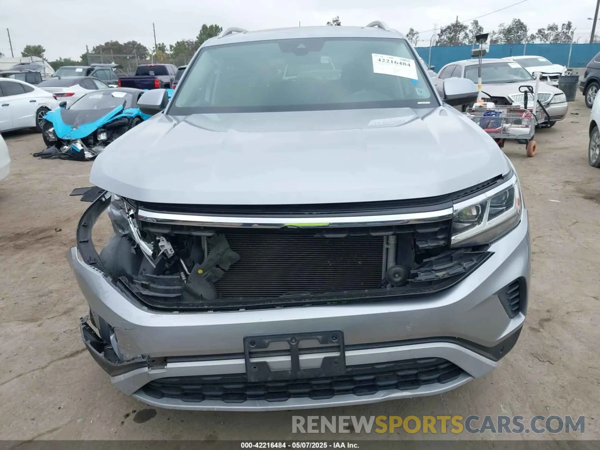 12 fotografías del automóvil dañado 1V2ER2CA9MC502102 VOLKSWAGEN ATLAS 2021