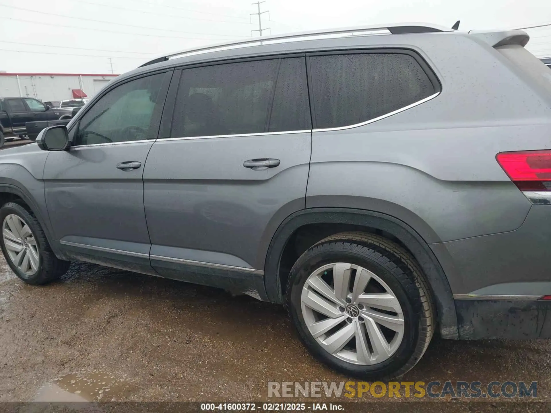 14 fotografías del automóvil dañado 1V2ER2CA9MC521250 VOLKSWAGEN ATLAS 2021