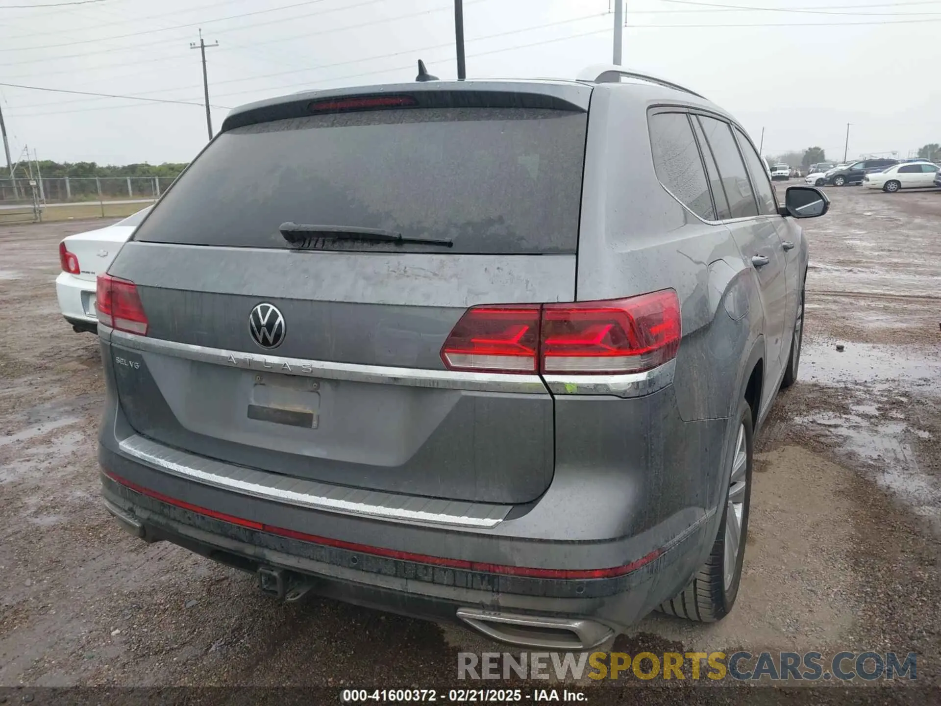 4 fotografías del automóvil dañado 1V2ER2CA9MC521250 VOLKSWAGEN ATLAS 2021