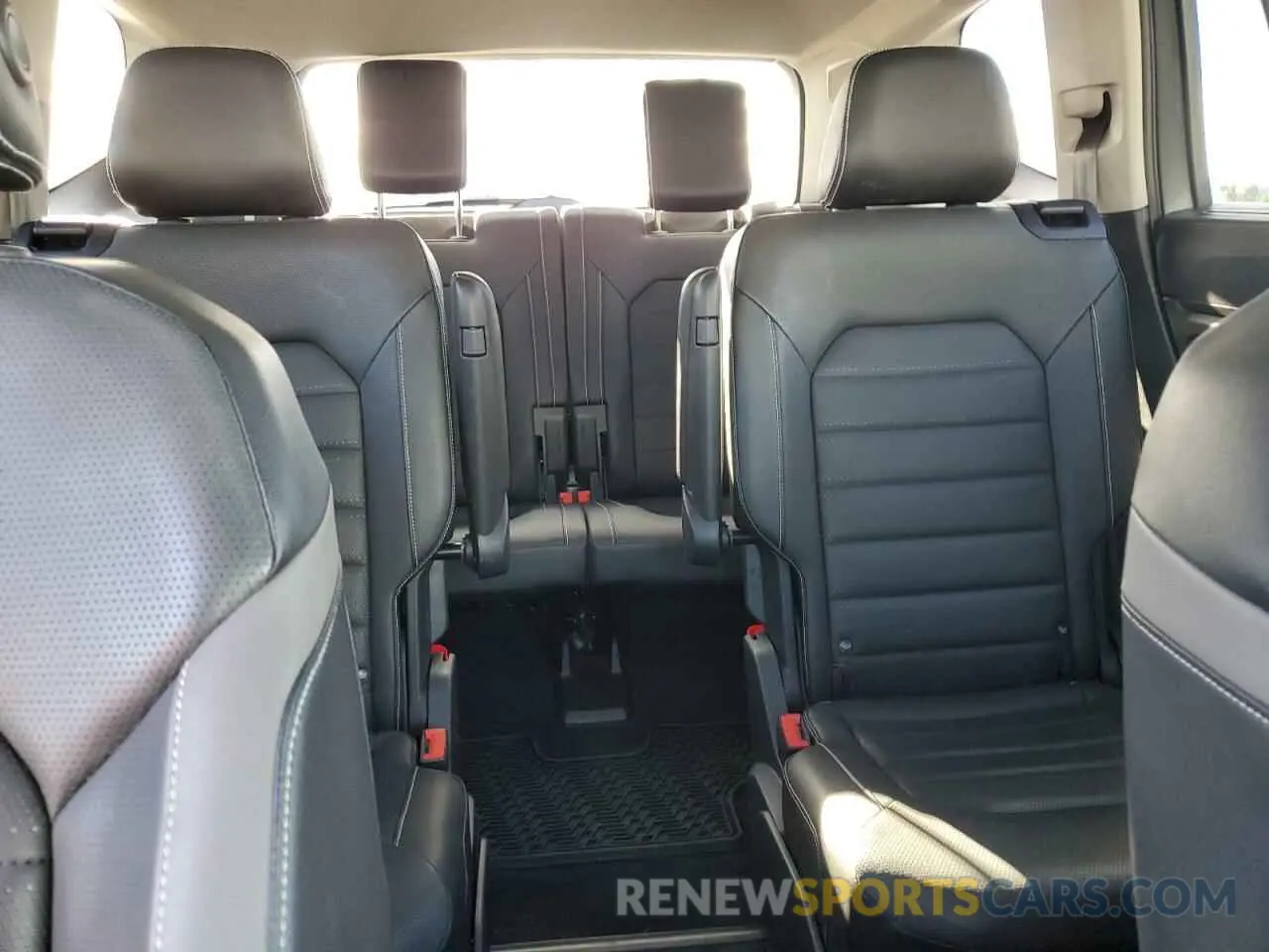 10 fotografías del automóvil dañado 1V2FR2CA5MC536929 VOLKSWAGEN ATLAS 2021