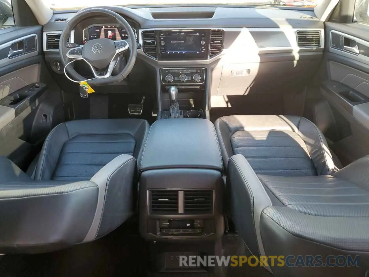 8 fotografías del automóvil dañado 1V2FR2CA5MC536929 VOLKSWAGEN ATLAS 2021