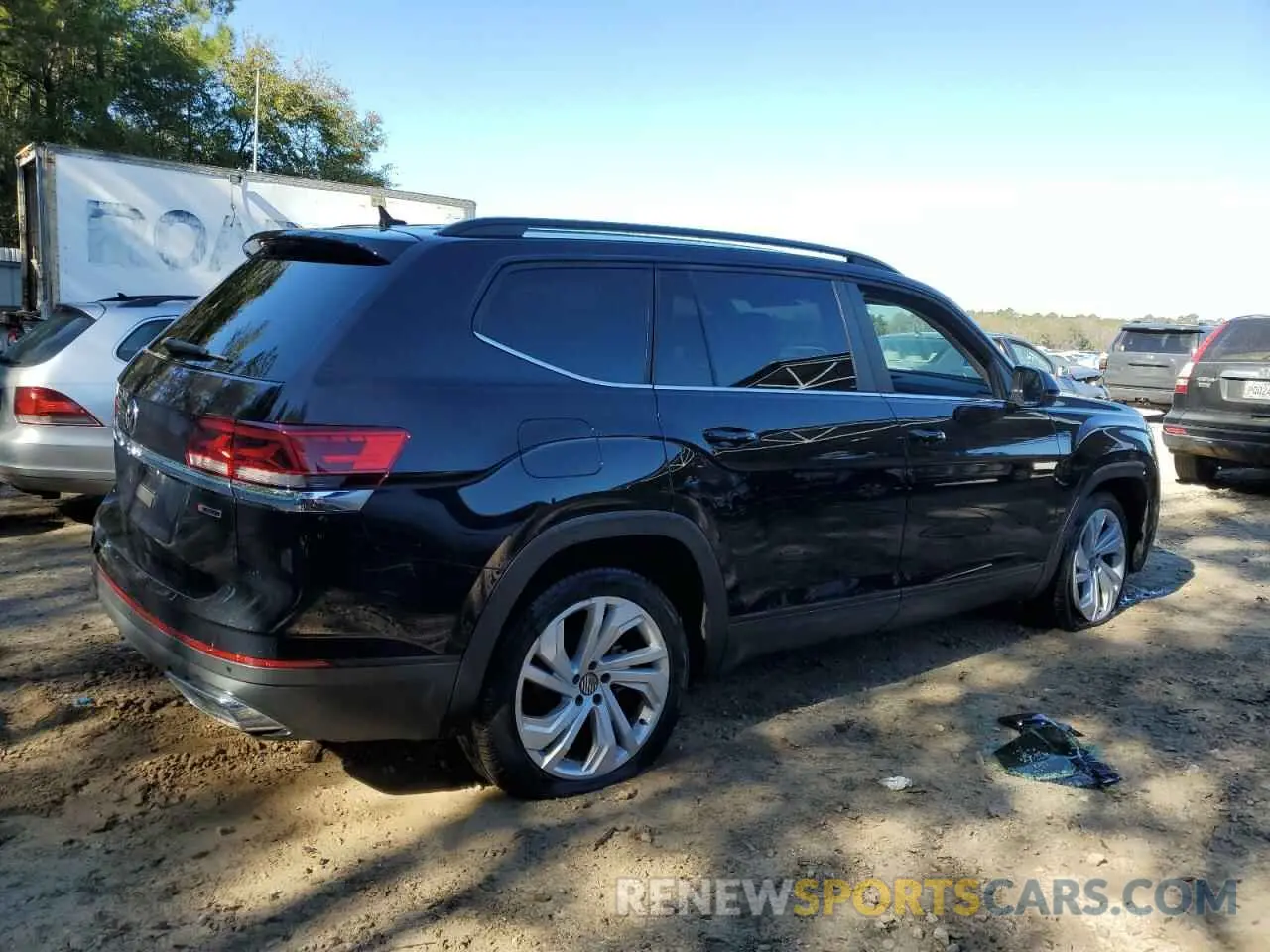 3 fotografías del automóvil dañado 1V2HR2CA2MC606833 VOLKSWAGEN ATLAS 2021
