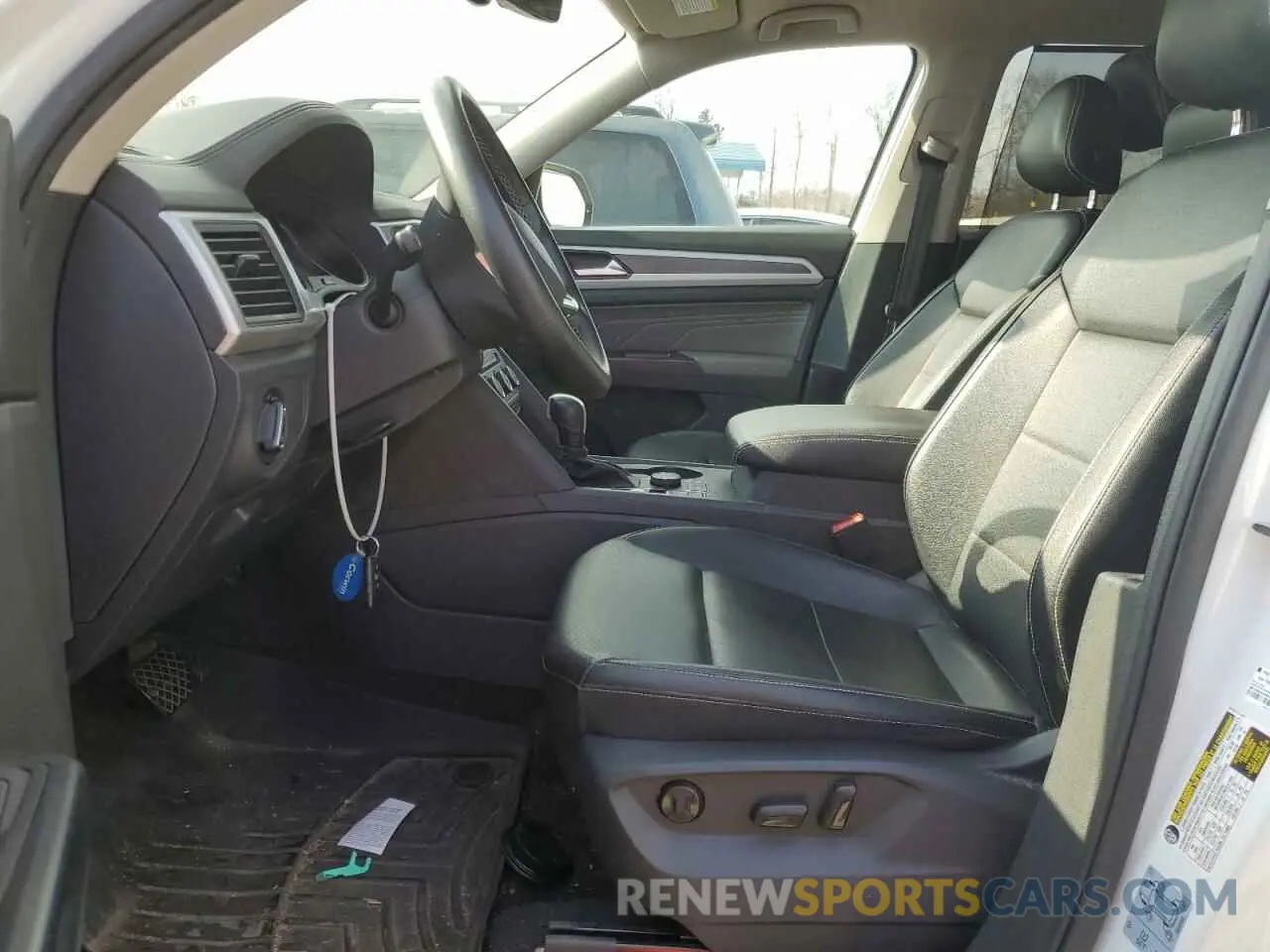 7 fotografías del automóvil dañado 1V2HR2CA3MC550966 VOLKSWAGEN ATLAS 2021