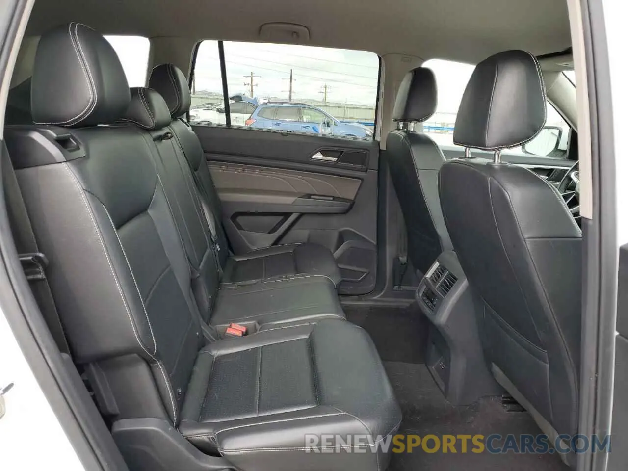11 fotografías del automóvil dañado 1V2HR2CA4MC548868 VOLKSWAGEN ATLAS 2021