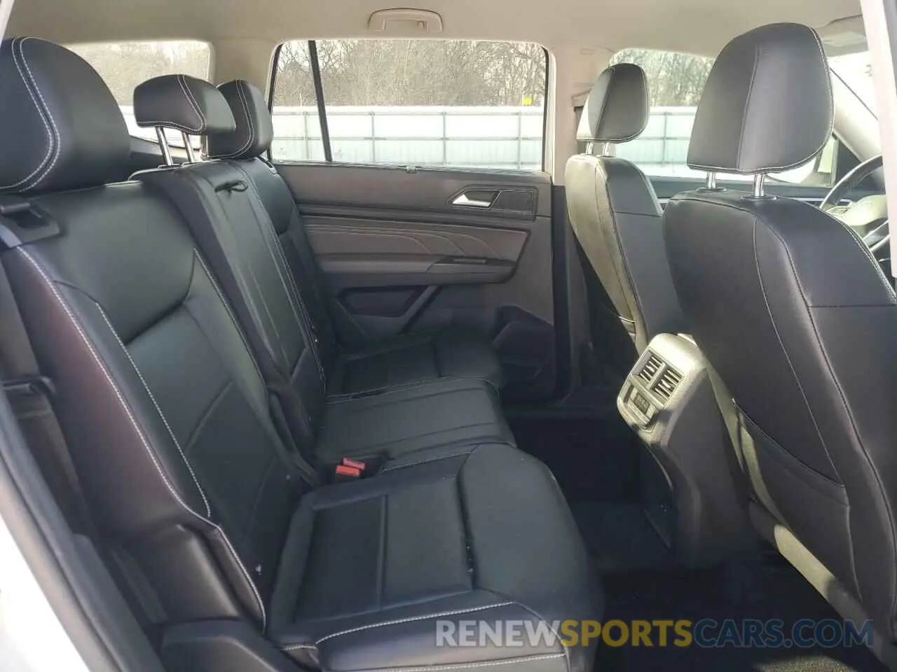 11 fotografías del automóvil dañado 1V2HR2CA6MC573285 VOLKSWAGEN ATLAS 2021