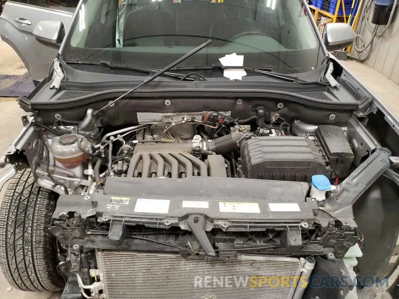 11 fotografías del automóvil dañado 1V2HR2CA7MC532146 VOLKSWAGEN ATLAS 2021