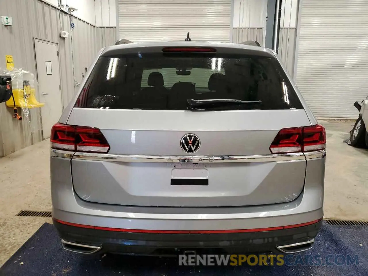 6 fotografías del automóvil dañado 1V2HR2CA7MC532146 VOLKSWAGEN ATLAS 2021