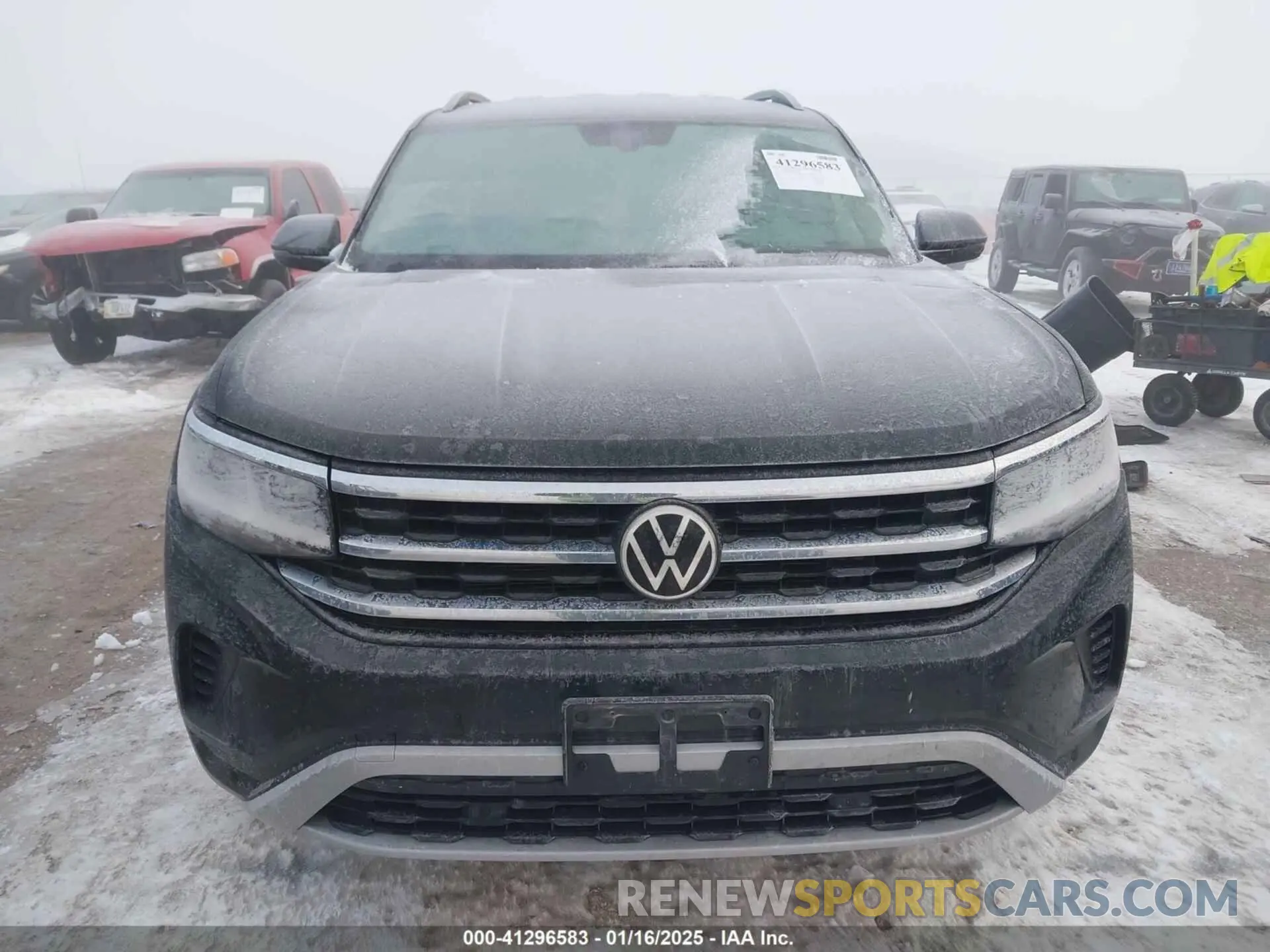 13 fotografías del automóvil dañado 1V2HR2CA9MC574558 VOLKSWAGEN ATLAS 2021