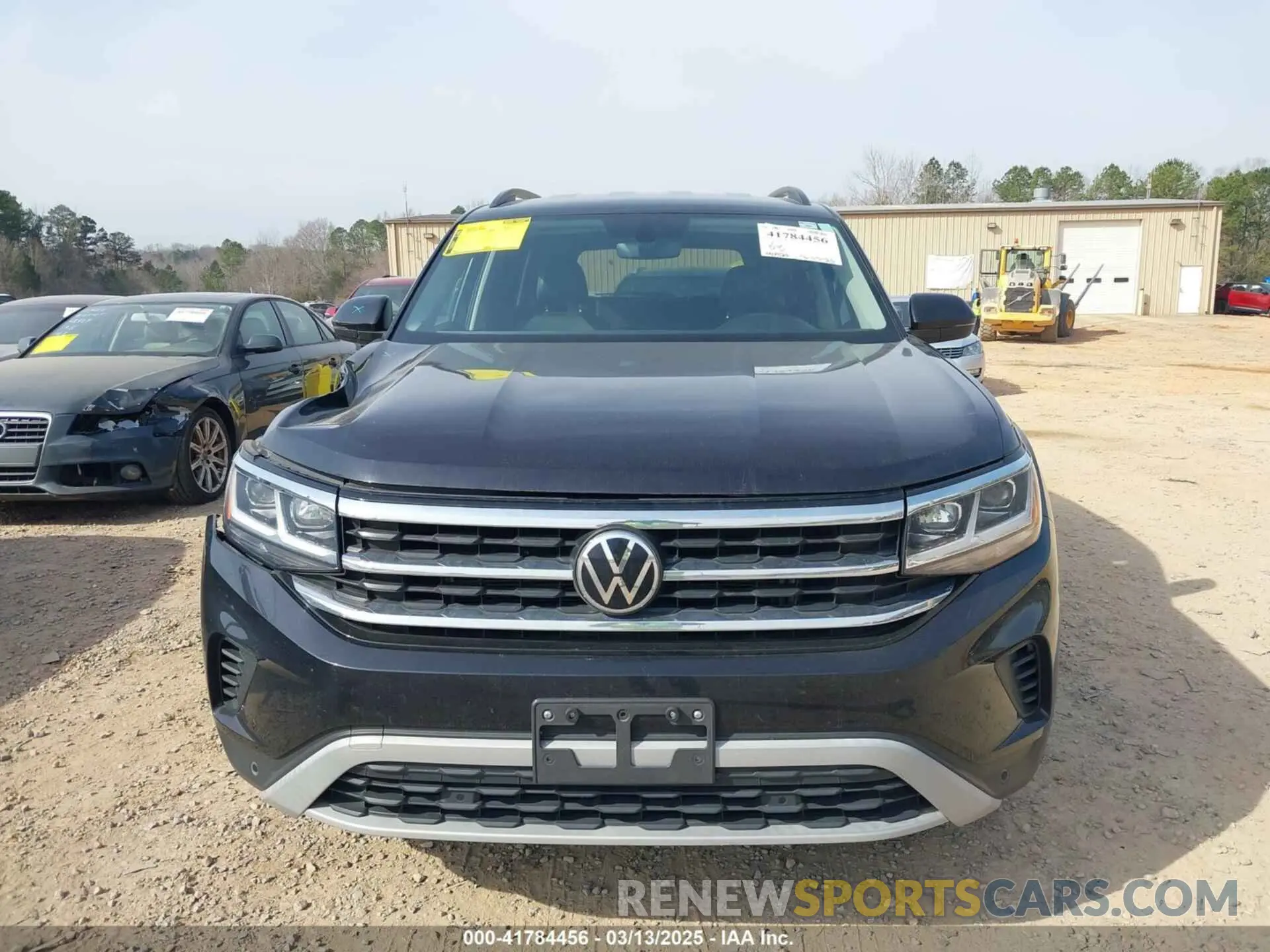 13 fotografías del automóvil dañado 1V2HR2CA9MC578058 VOLKSWAGEN ATLAS 2021